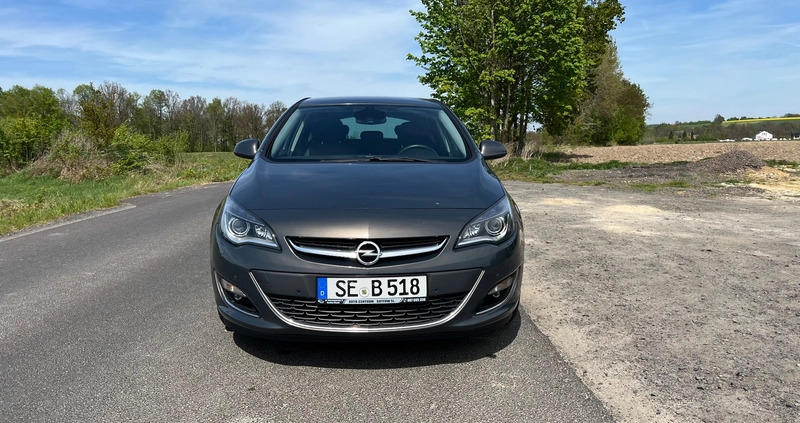 Opel Astra cena 34900 przebieg: 149000, rok produkcji 2014 z Stoczek Łukowski małe 379